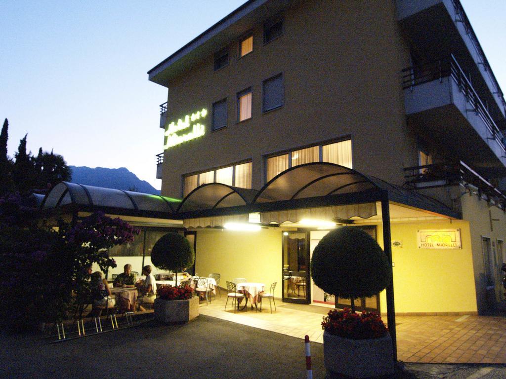 Hotel Miorelli Torbole Sul Garda Exteriör bild